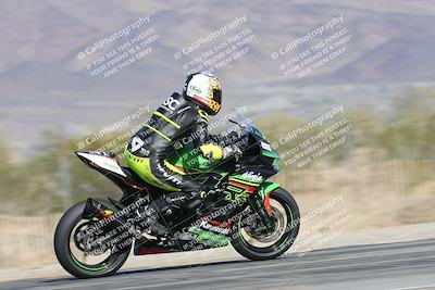 media/Dec-04-2025-Racers Edge (Thu) [[5ebc9f124d]]/3-B Group/5-Session 2 Turn 2 inside Speed Pans/